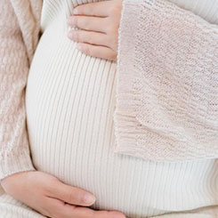 黄仁勋还曾表🎠🥍示：“如🙈🙇‍♀️果你善待员工，其☪他一切🔂都会迎刃😑🇮🇩